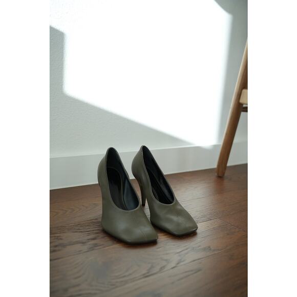 PHOEBE PHILO Nappa Green Olive Square Toe Pump Heel Shoe Size 38 US 7.5 -8 - Picture 11 of 11